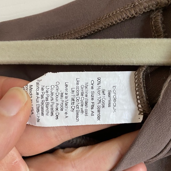 Bordeaux Seamless Brown Top - One Size - Picture 3 of 4